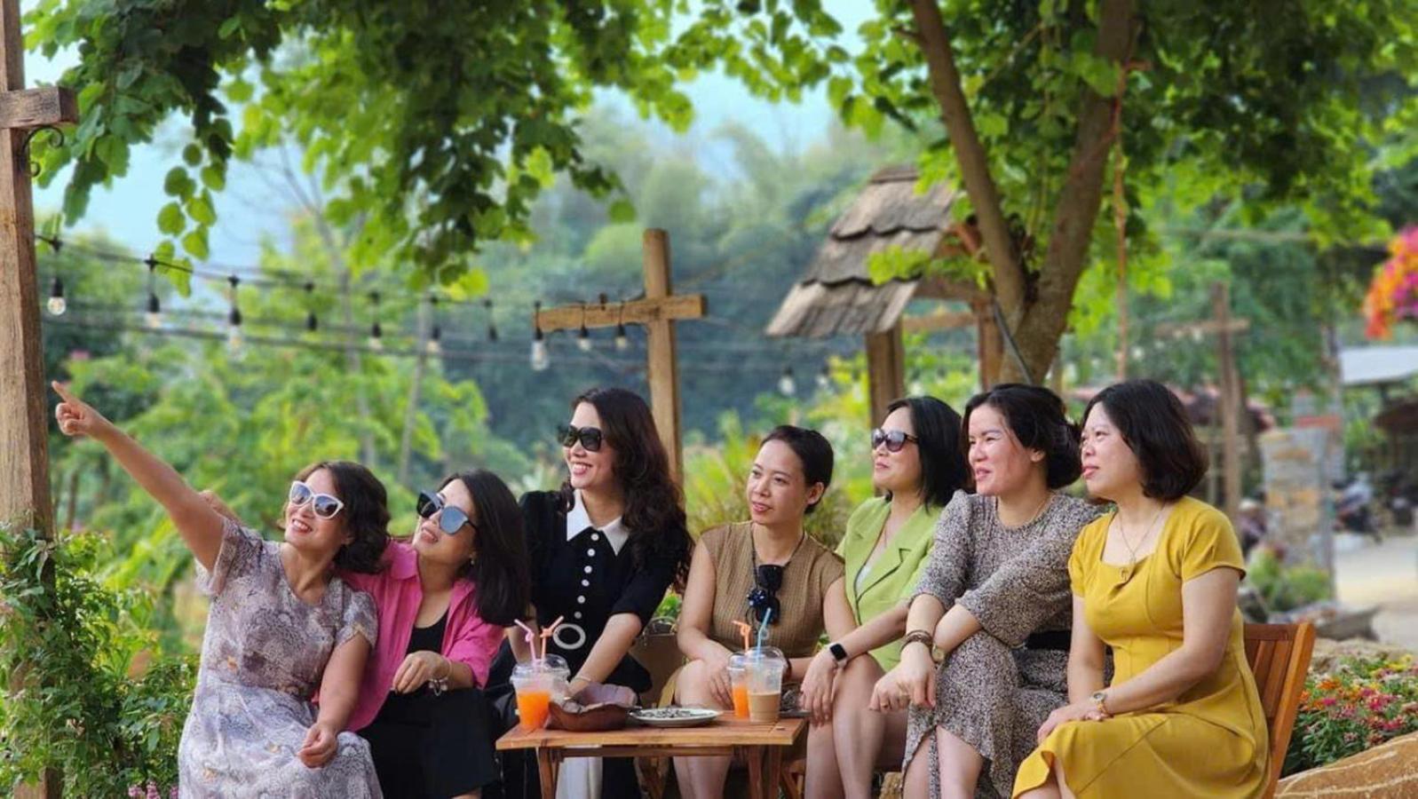 Mai Chau Moment Spa & Resort エクステリア 写真